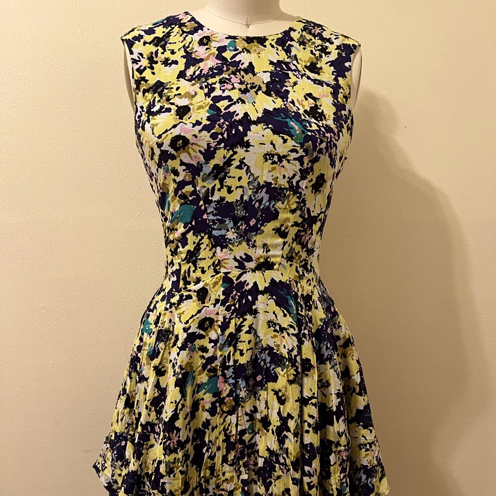 New Guess sleeveless dress